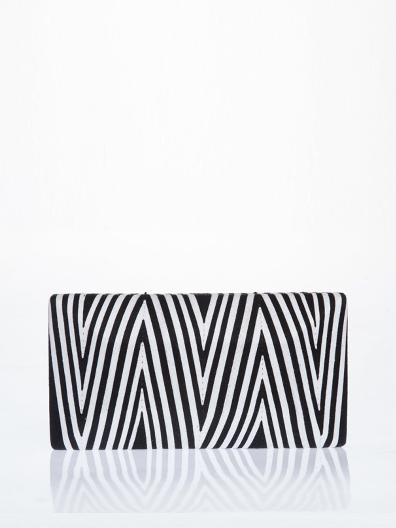 Cheska Chevron Clutch, Black / White