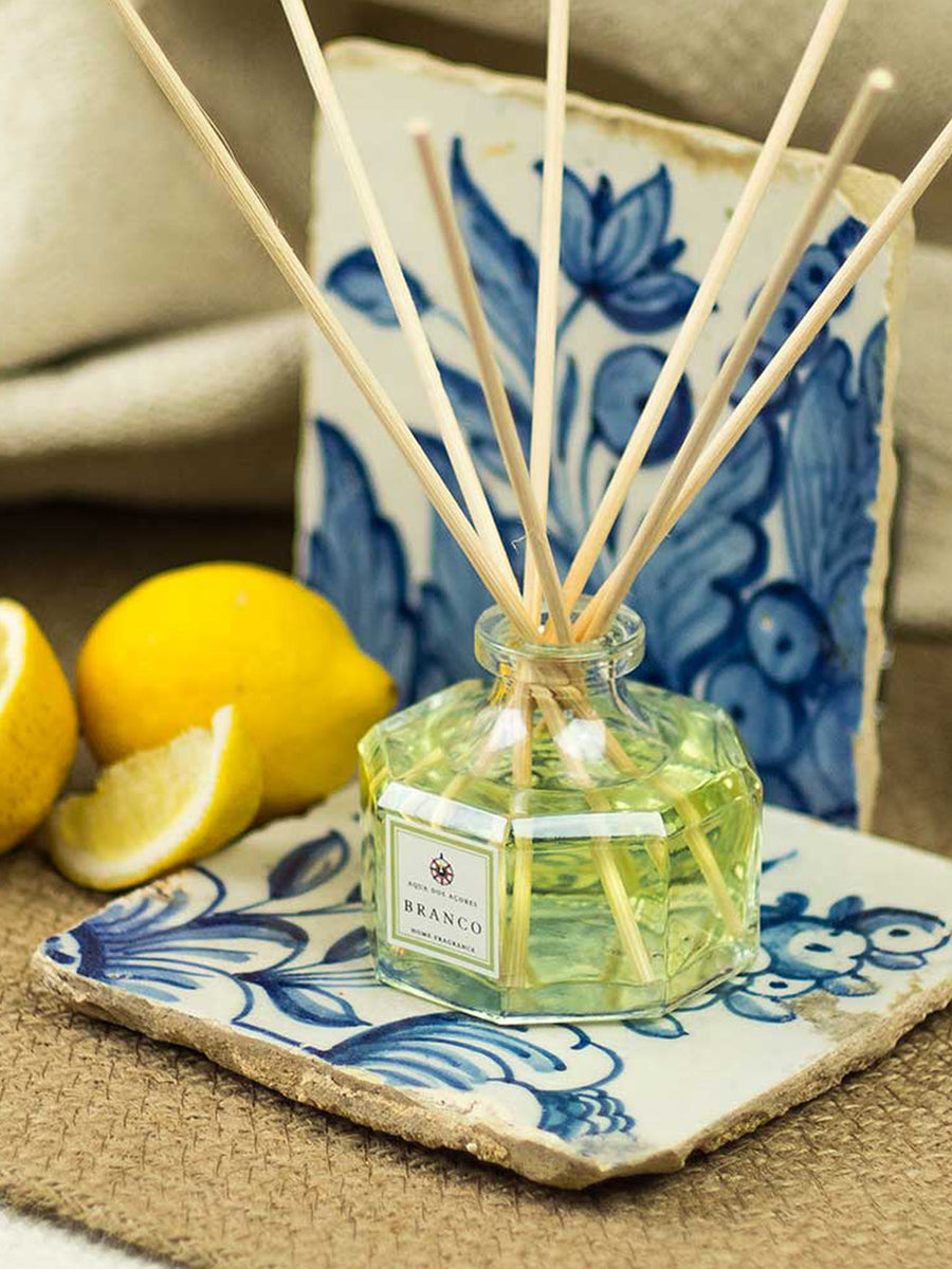 Releve Fashion Aqua dos Acores Branco Diffuser Home Scent Ethical Designer Fragrance Sustainable Socially Conscious Lifestyle Brand Purchase with Purpose Shop for Good Social Impact
