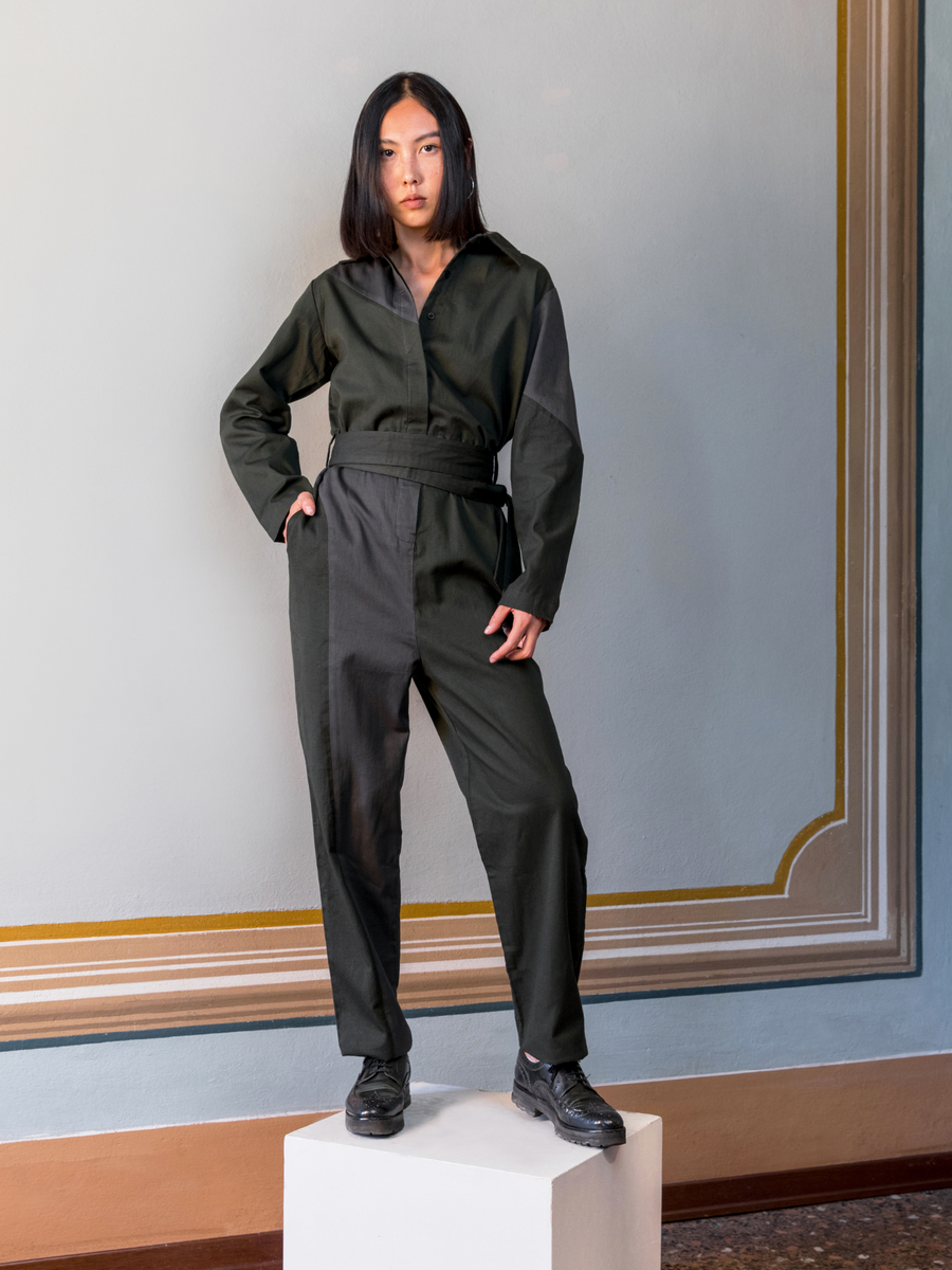 Releve Fashion Filanda n.18 Bauhaus Cotton Jumpsuit Dark Green/ Grey Sustainable Luxury Fashion Conscious Clothing and Accessories Ethical Designer Brand Artisanal Handcrafted Made in Italy Purchase with Purpose Shop for Good