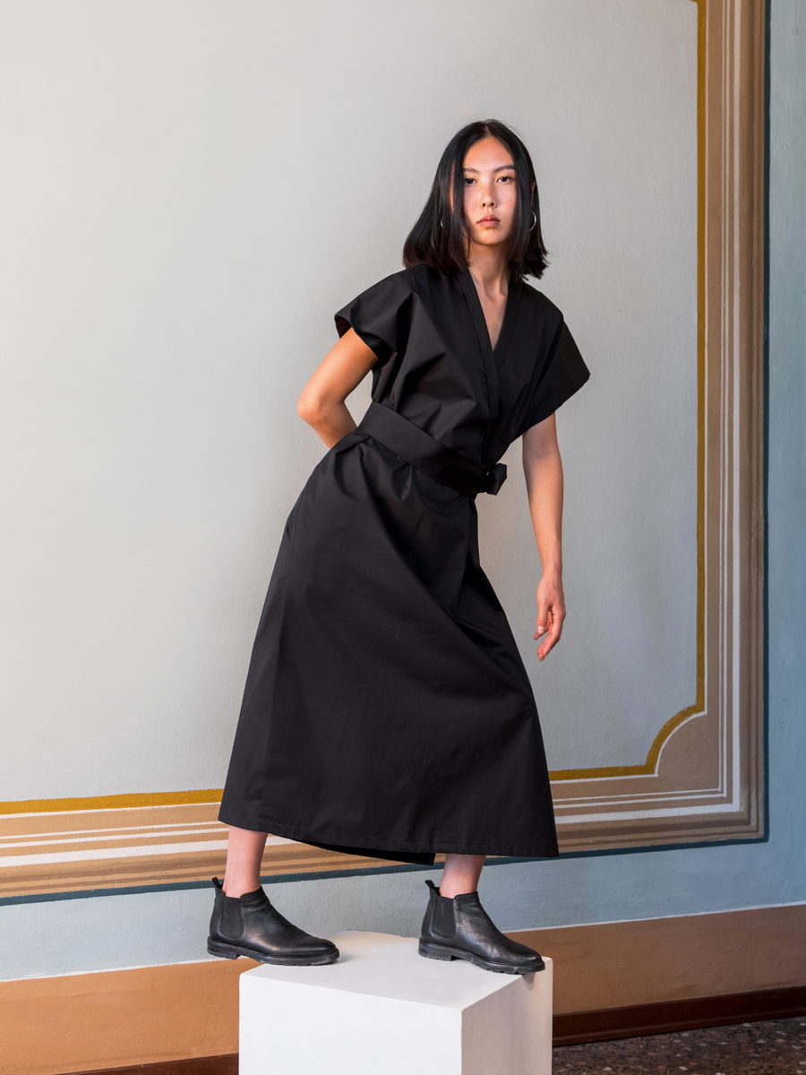 Releve Fashion Filanda n.18 O'Keeffe Cotton Dress Black Sustainable Luxury Fashion Conscious Clothing and Accessories Ethical Designer Brand Artisanal Handcrafted Made in Italy Purchase with Purpose Shop for Good