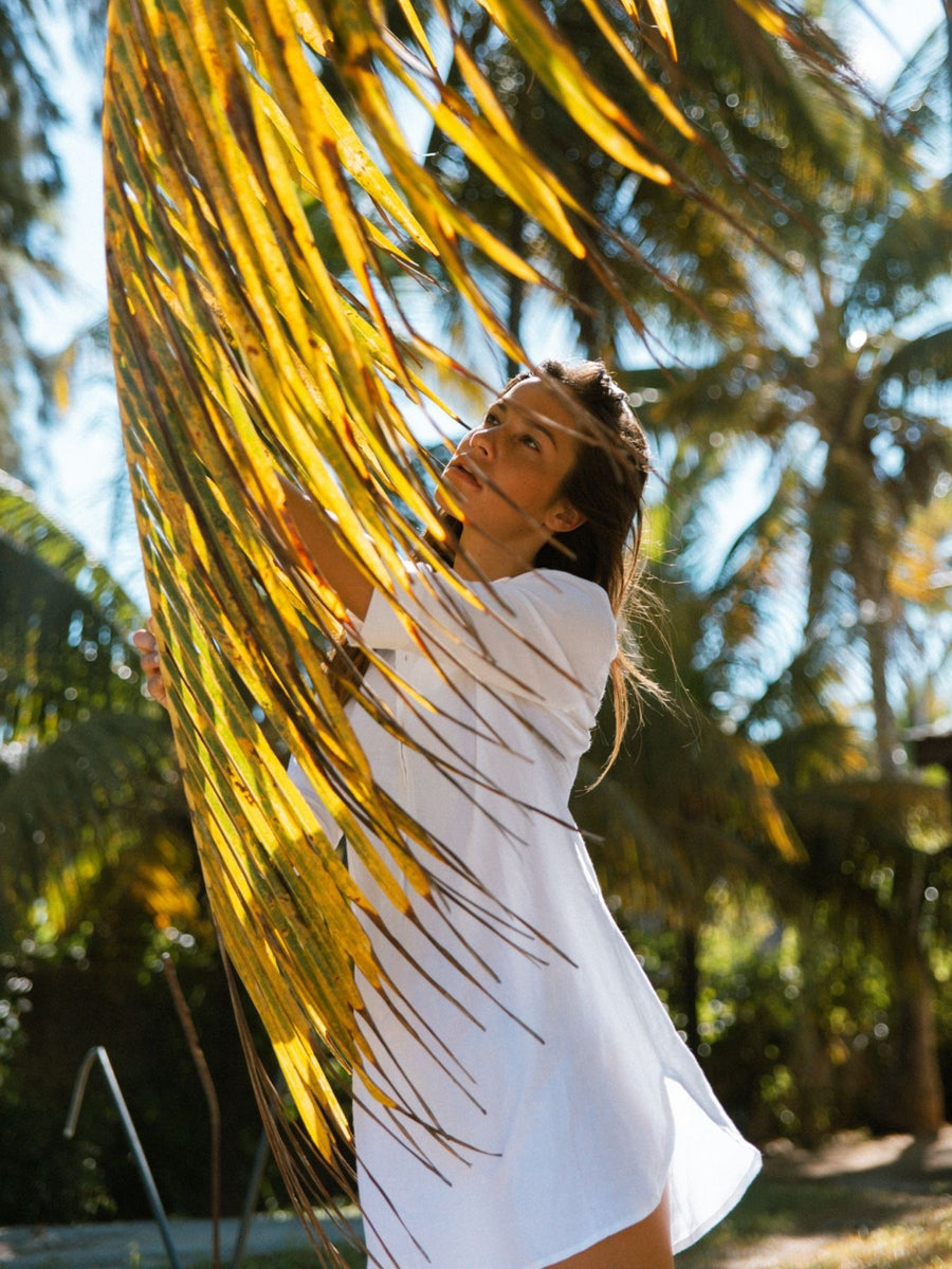 Releve Fashion Oramai London White Bahamas Linen Collared Shirt Ethical Clothing Designers Sustainable Fashion Brands Eco-Age Brandmark Purchase with Purpose Shop for Good