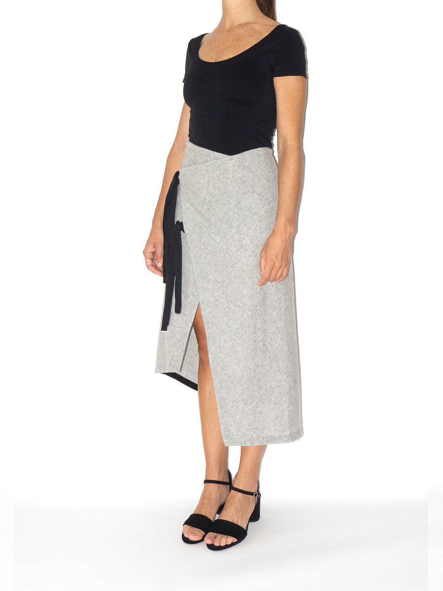 Releve Fashion Port Zienna Grey and Black Cin Asymmetrical Wool Skirt Sustainable Luxury Fashion Conscious Clothing Ethical Designer Brand Eco Design Innovative Materials Purchase with Purpose Shop for Good
