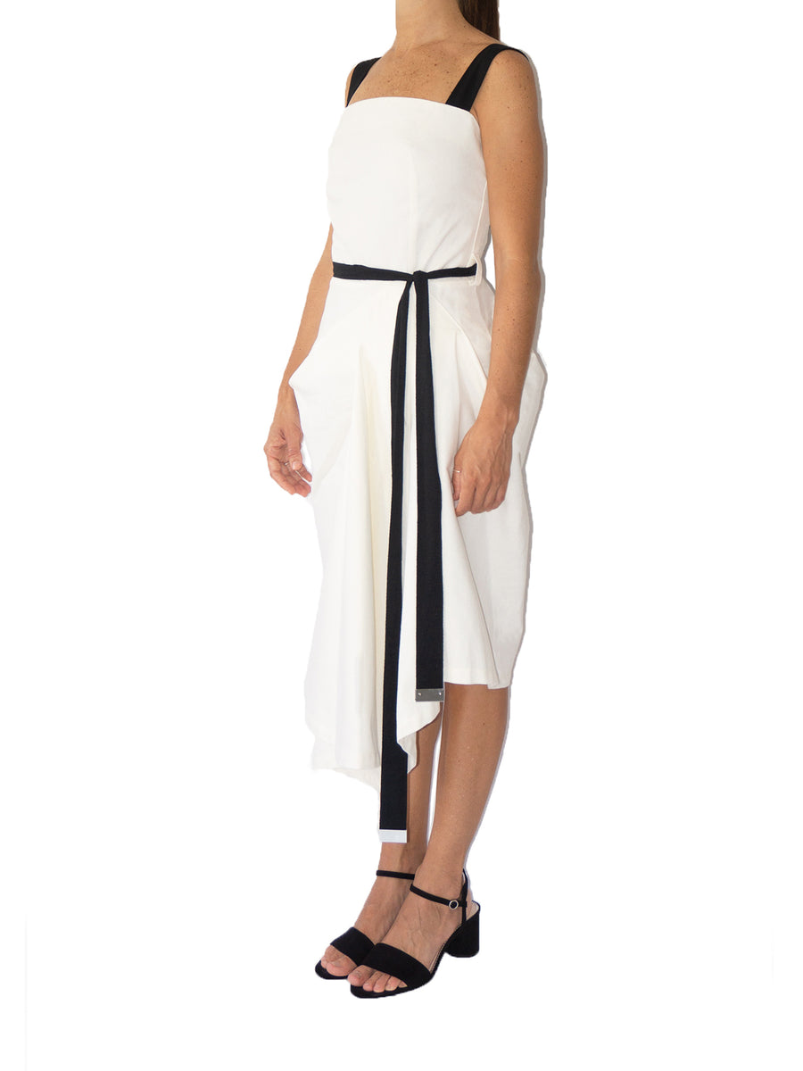 Releve Fashion Port Zienna White and Black Onna Organic Cotton Canvas Dress Sustainable Luxury Fashion Conscious Clothing Ethical Designer Brand Eco Design Innovative Materials Purchase with Purpose Shop for Good