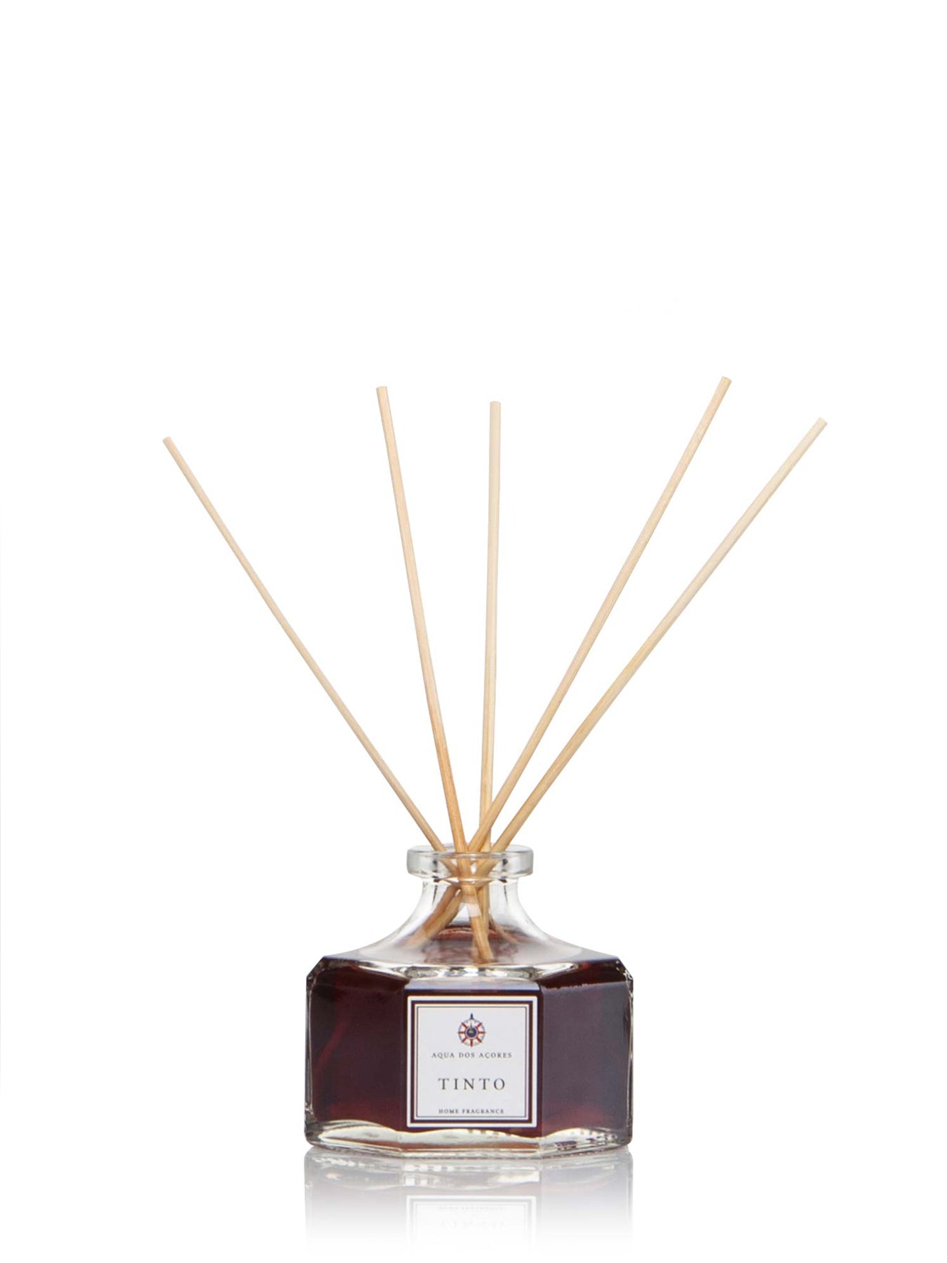 Releve Fashion Aqua dos Acores Tinto Diffuser Home Scent Ethical Designer Fragrance Sustainable Socially Conscious Lifestyle Brand Purchase with Purpose Shop for Good Social Impact