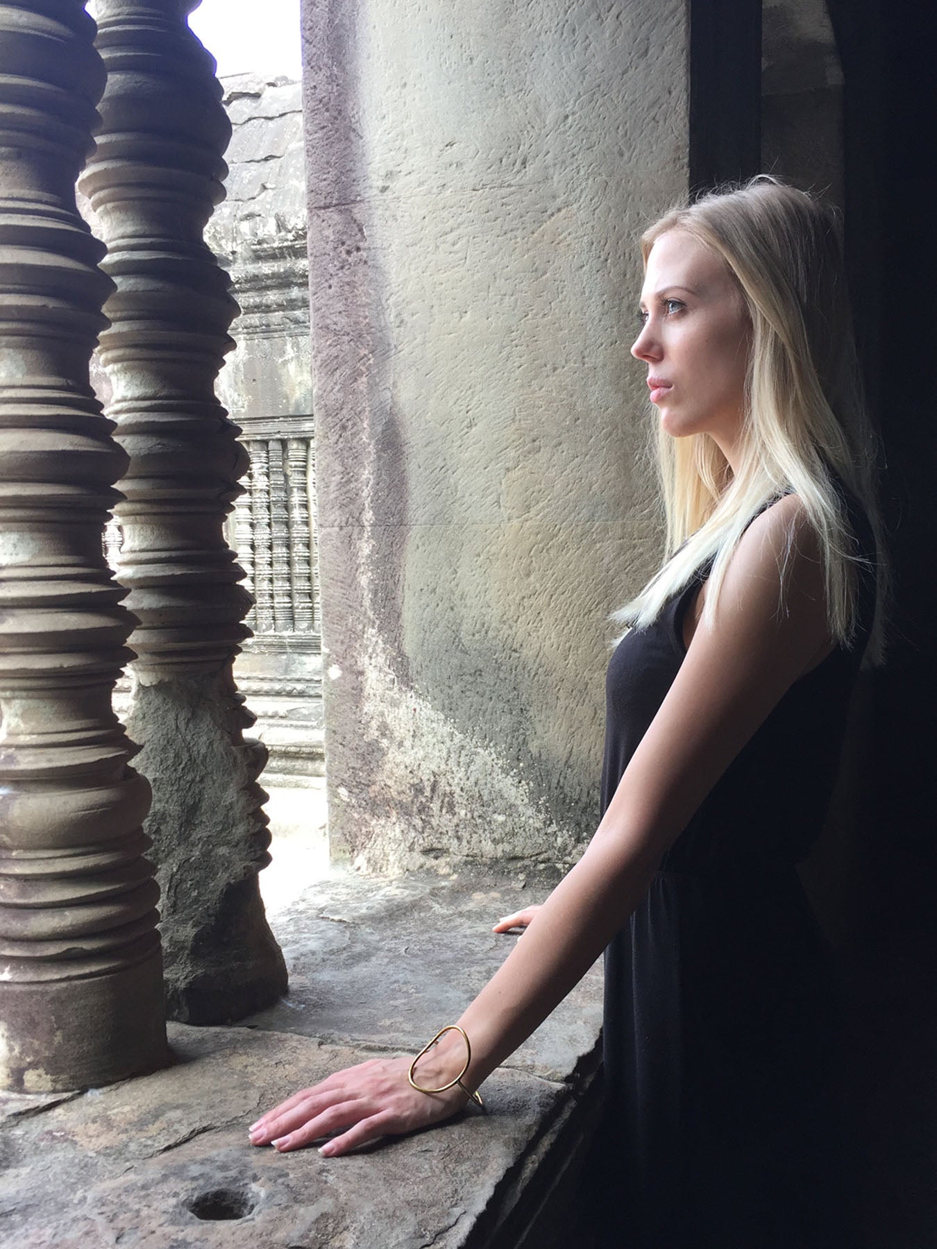 Relevé Fashion Emi & Eve Freedom Bracelet in Gold Made of Recycled Missile Shells Responsible Luxury Conflict-Free Jewellery Ethical and Sustainable Designer Brand Purchase with Purpose Shop for Good