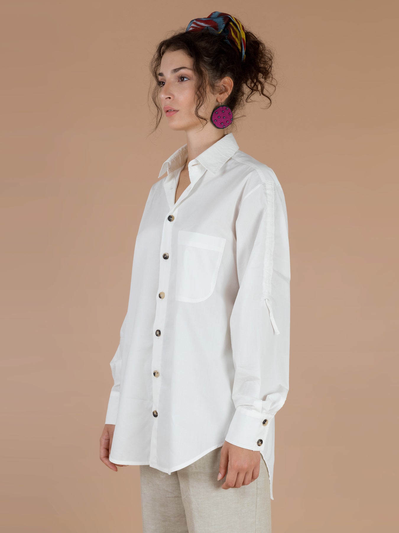 Releve Fashion Filanda n.18 Gertrude White Cotton Button Down Dress Shirt Sustainable Luxury Fashion Conscious Clothing and Accessories Ethical Designer Brand Artisanal Handcrafted Made in Italy Purchase with Purpose Shop for Good