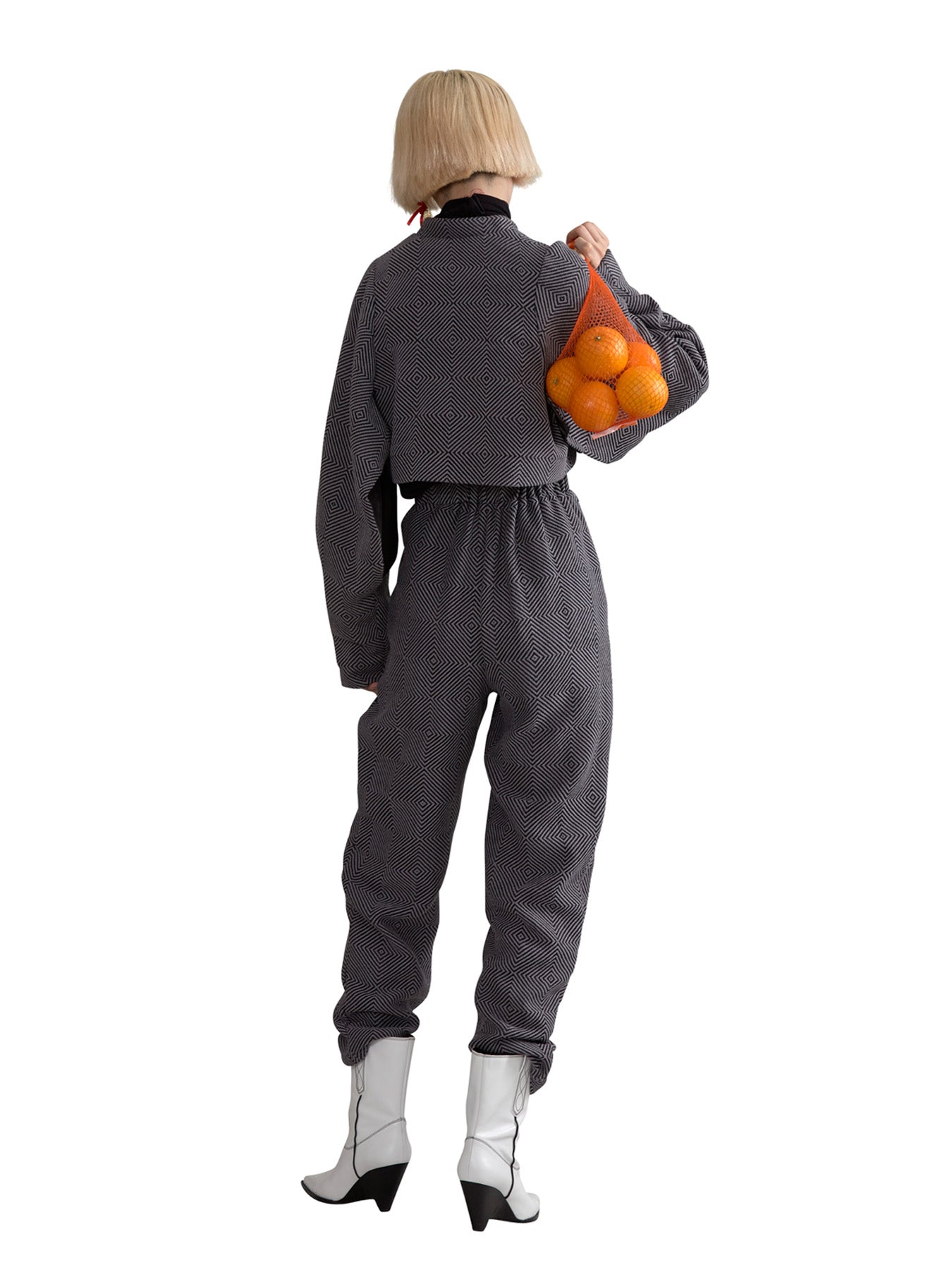 Releve Fashion Harem London Black White Diamond Patterned Efe Organic Cotton Capelet Sustainable Streetwear Style Conscious Clothing Ethical Fashion Designer Brand Handmade Purchase with Purpose Shop for Good