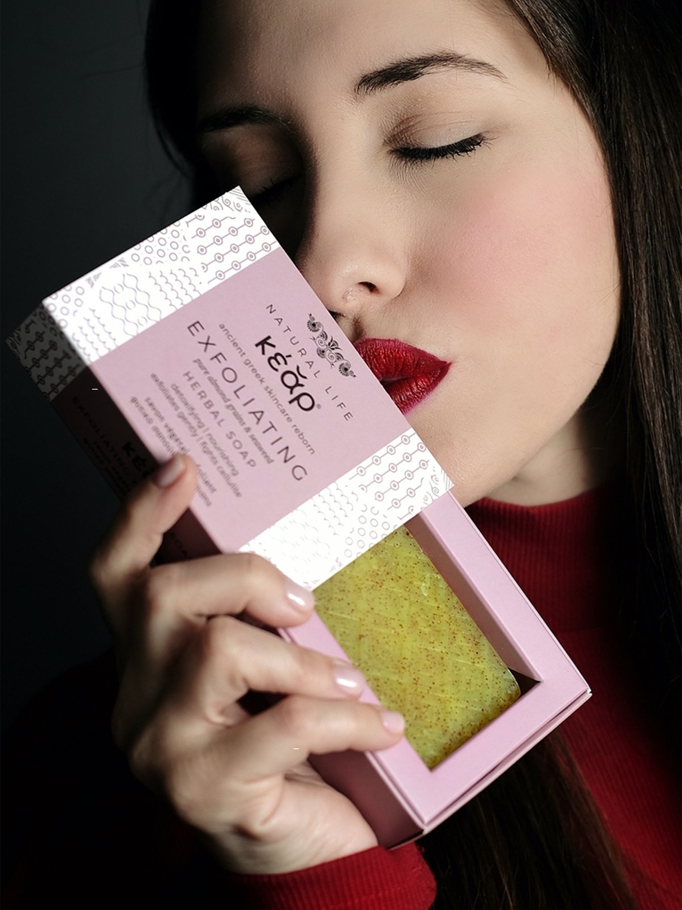 Releve Fashion Kear Exfoliating Hermal Soap Clean Beauty Animal-Friendly, Cruelty-Free Skincare Made in Greece Sustainable Ethical Brand Purchase with Purpose Shop for Good