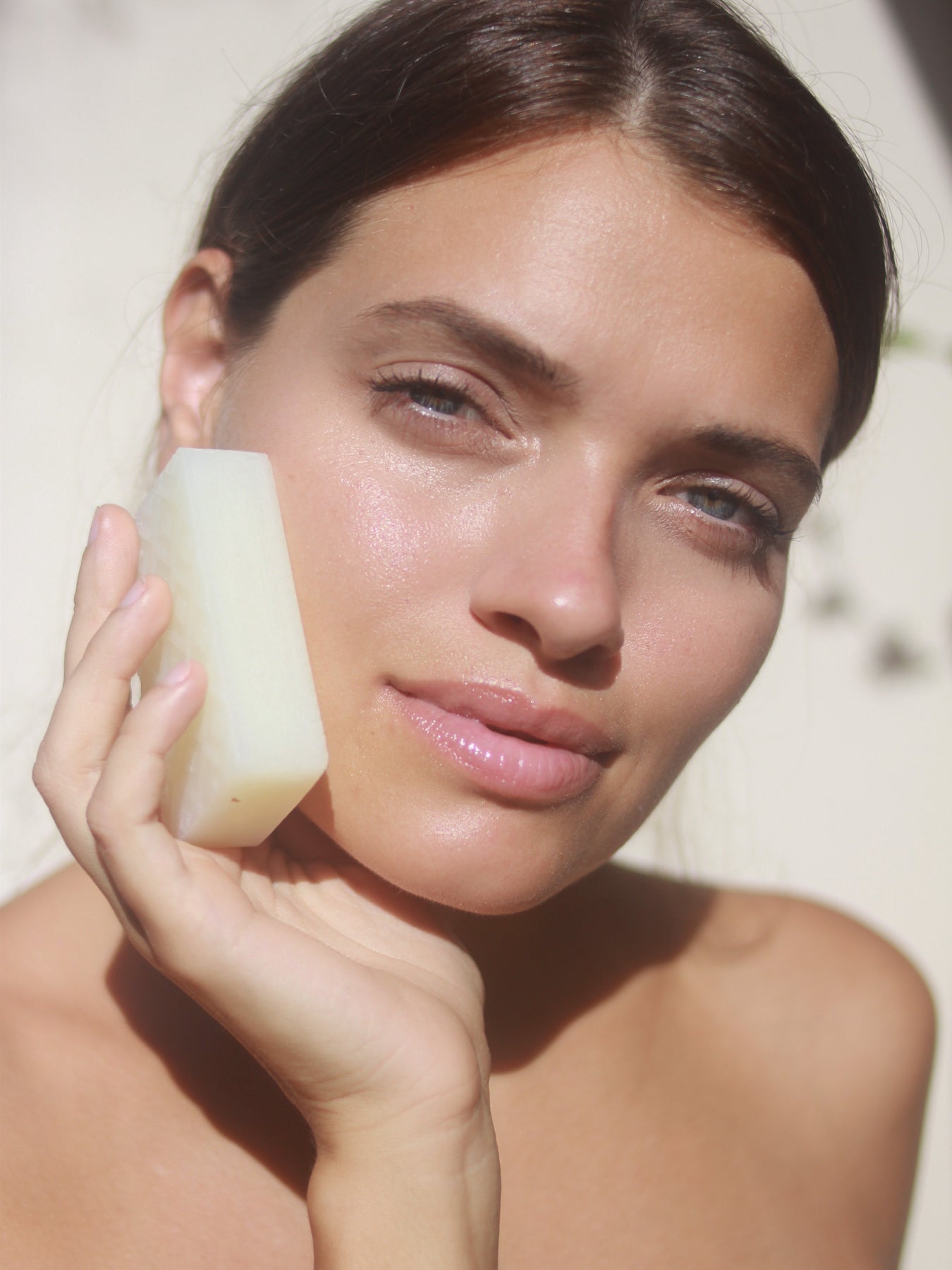 Releve Fashion Kear Mastic Herbal Soap Clean Beauty Animal-Friendly, Cruelty-Free Skincare Made in Greece Sustainable Ethical Brand Purchase with Purpose Shop for Good