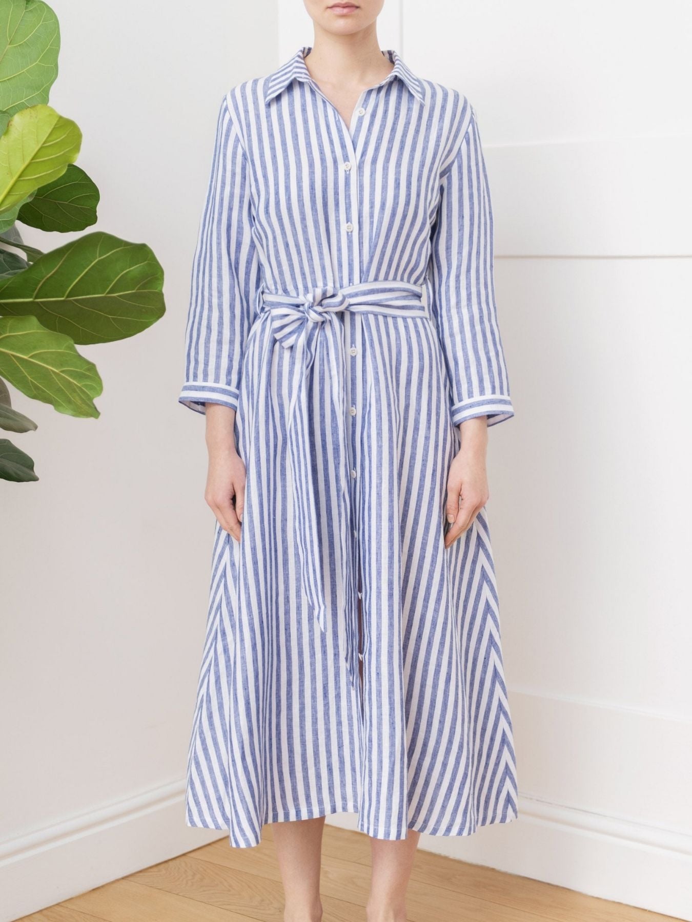 Long Sleeve Blue And White Striped Dress Cotton-Silk Stripe Utility Shirt Dress Brooks Brothers Long Sleeve Blue And White Striped Dress Cotton-Silk Stripe Utility Shirt Dress Brooks Brothers