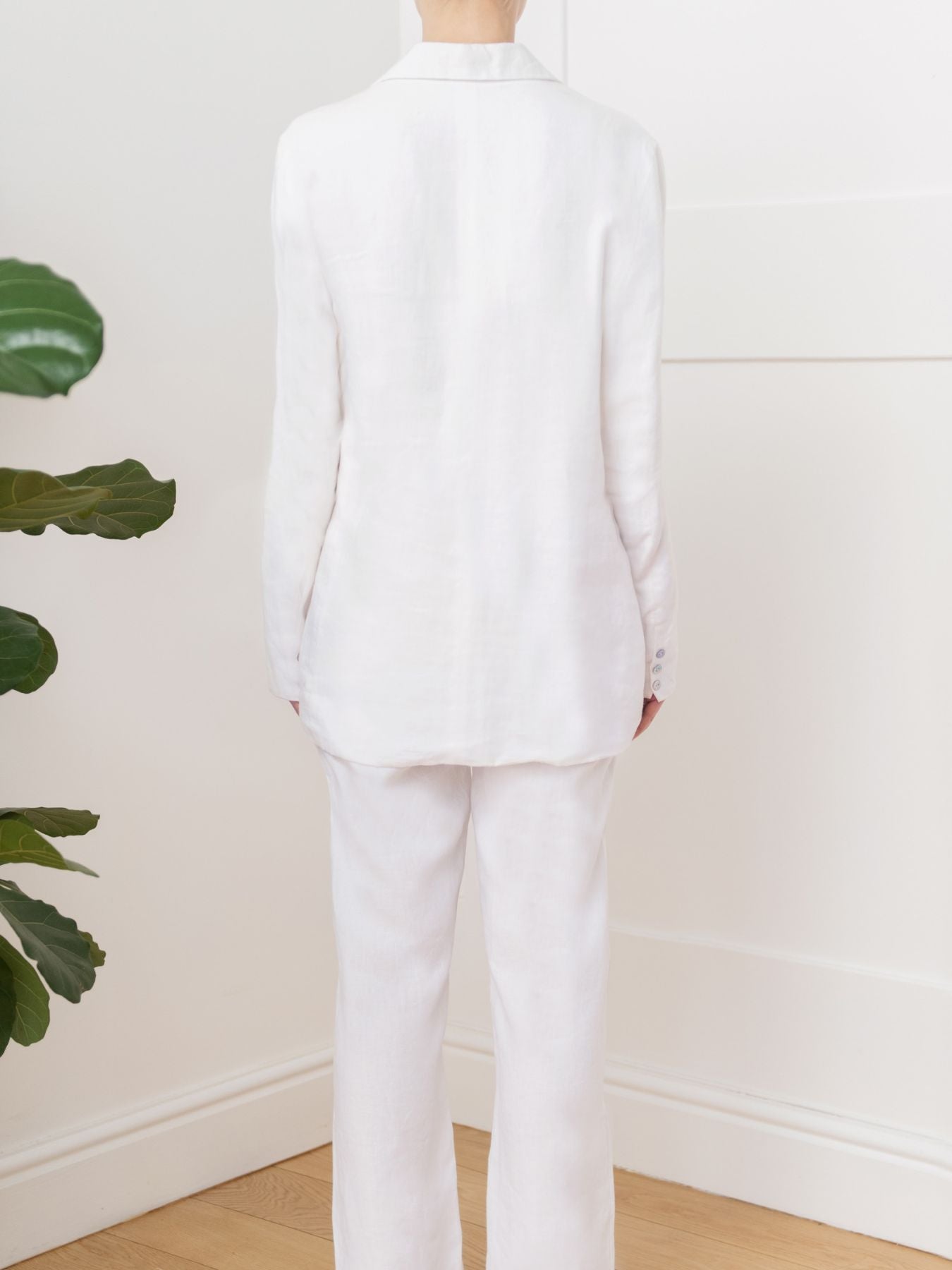 Releve Fashion Oramai London Nomade Suit Jacket White Ethical Designers Sustainable Fashion Brands Eco-Age Brandmark Purchase with Purpose Shop for Good