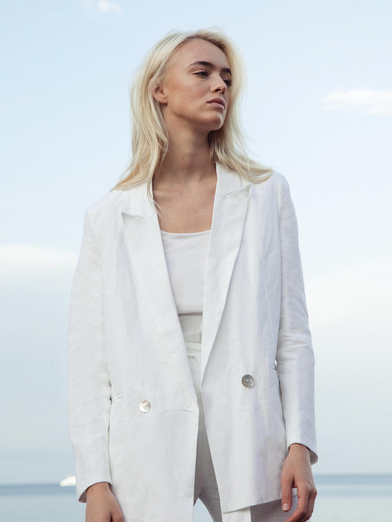 Releve Fashion Oramai London Nomade Suit Jacket White Ethical Designers Sustainable Fashion Brands Eco-Age Brandmark Purchase with Purpose Shop for Good