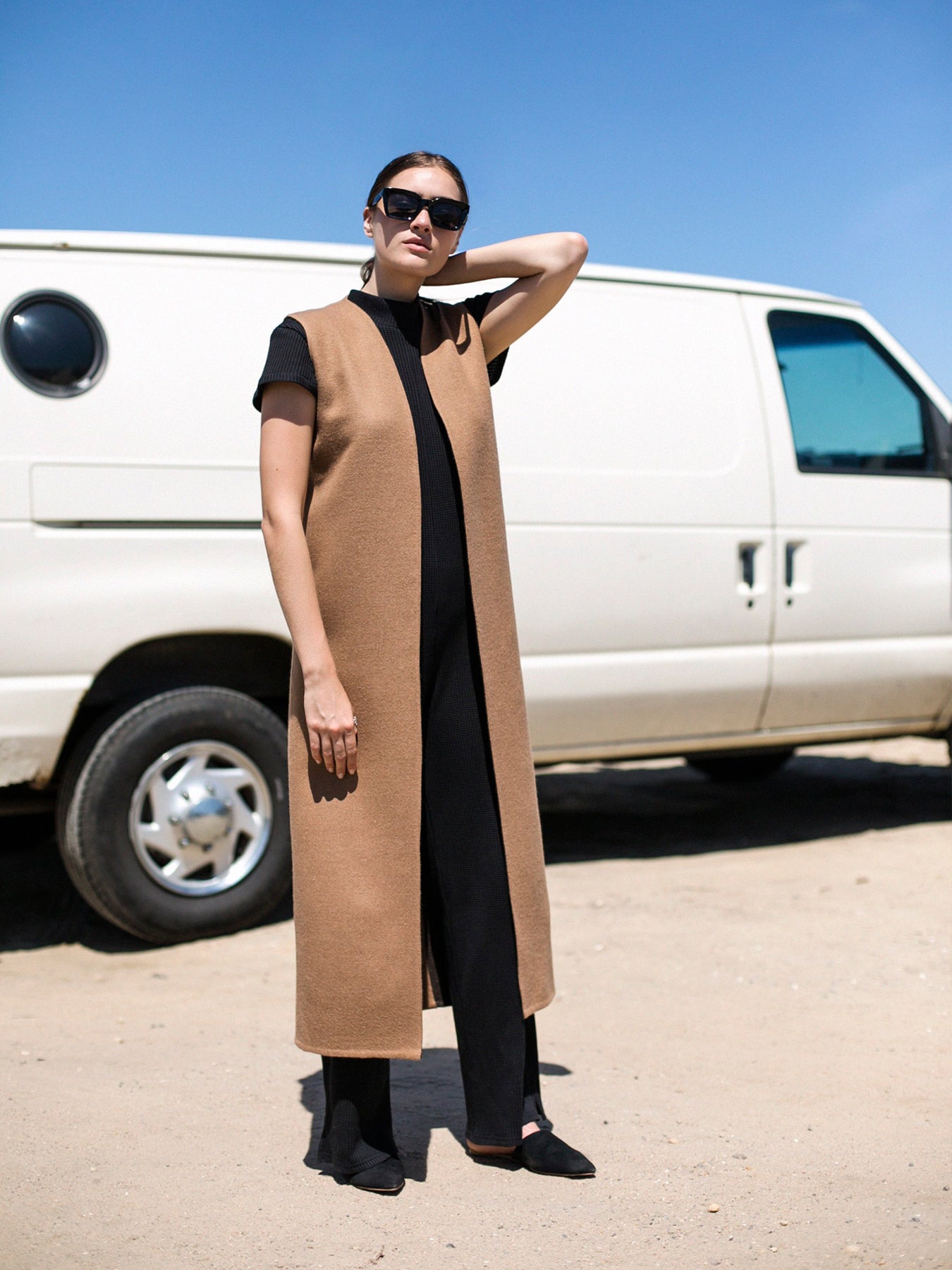 Releve Fashion Port Zienna Long Camel Reversible Alpaca Vest Sustainable Luxury Fashion Conscious Clothing Ethical Designer Brand Eco Design Innovative Materials Purchase with Purpose Shop for Good