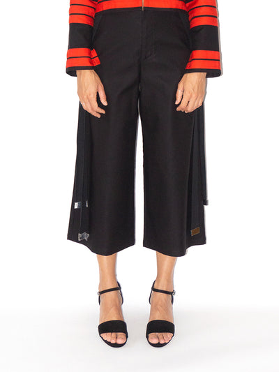 Releve Fashion Port Zienna Black Samurai Waffle Texture Cropped Trousers Sustainable Luxury Fashion Conscious Clothing Ethical Designer Brand Eco Design Innovative Materials Purchase with Purpose Shop for Good