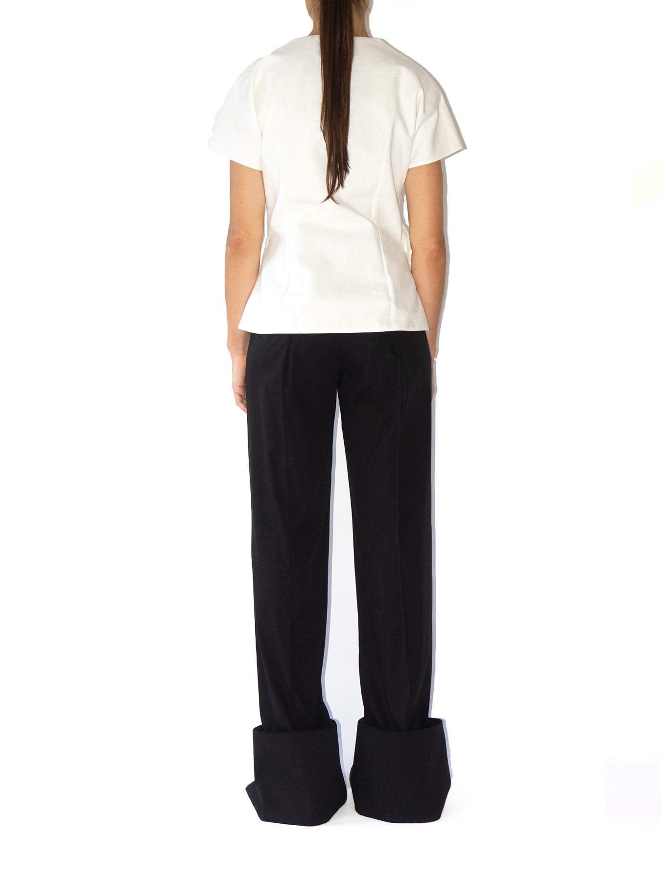 Releve Fashion Port Zienna White Organic Cotton Canvas Wrap Over Blouse Sustainable Luxury Fashion Conscious Clothing Ethical Designer Brand Eco Design Innovative Materials Purchase with Purpose Shop for Good