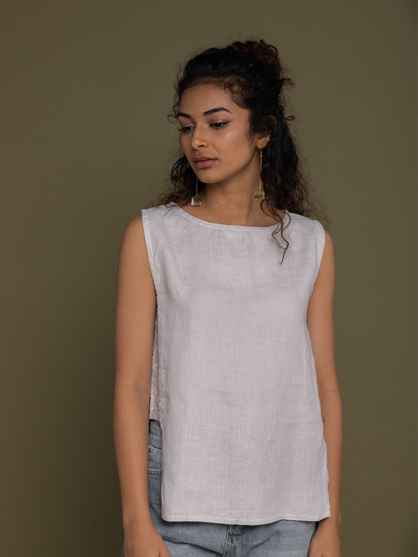 Releve Fashion Reistor Grey Desert Road Trip Top Ethical Designer Brand Sustainable Fashion Conscious Clothing Purchase with Purpose Shop for Good