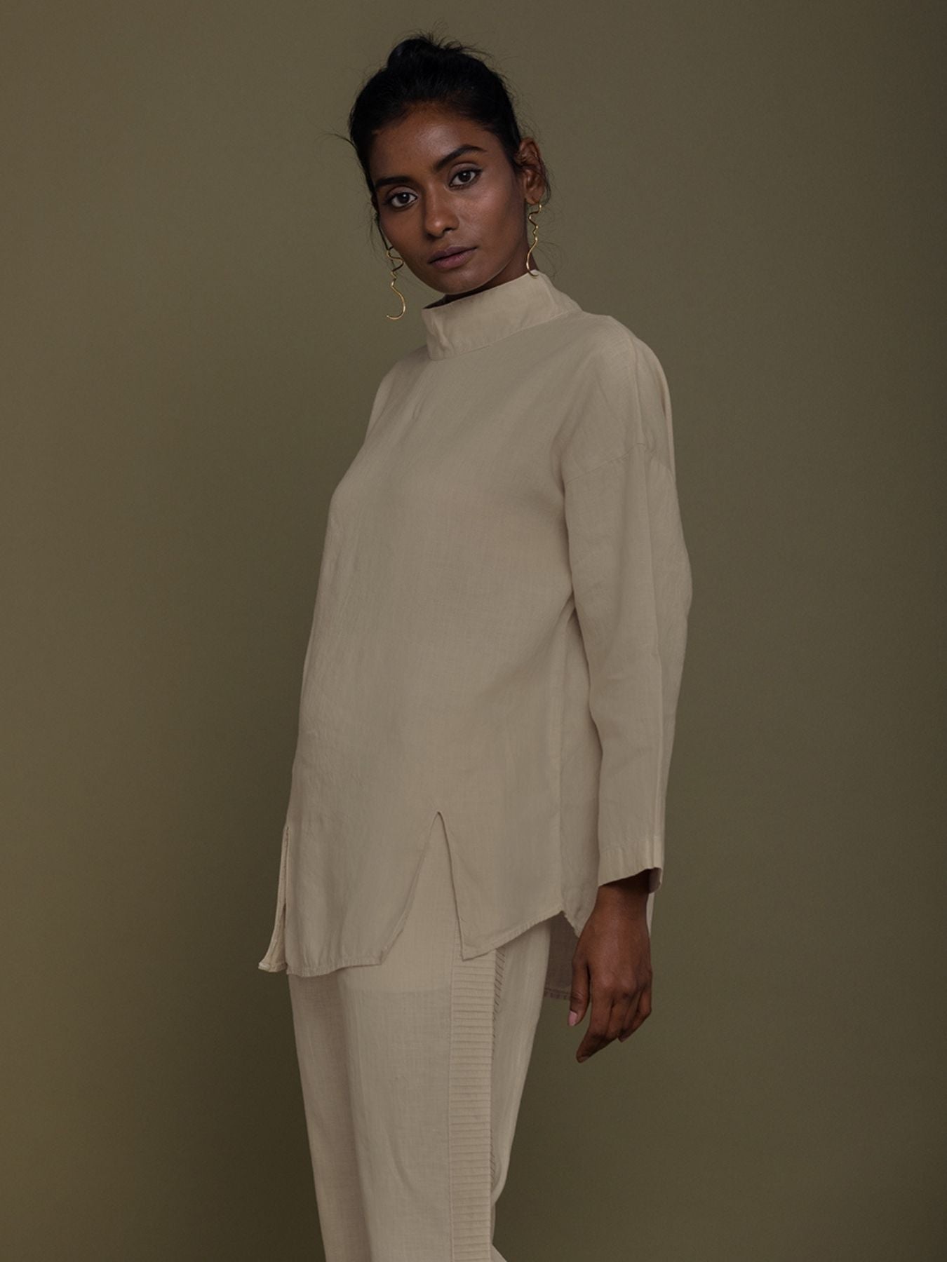 Releve Fashion Reistor Beige Monday Playlist Top Ethical Designer Brand Sustainable Fashion Conscious Clothing Purchase with Purpose Shop for Good