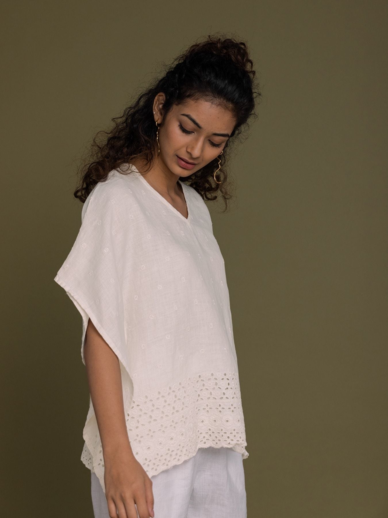 Releve Fashion Reistor White Popsicles Carousels Kaftan Ethical Designer Brand Sustainable Fashion Conscious Clothing Purchase with Purpose Shop for Good